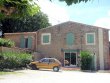 Proprieacuteteacute-de-pregraves-de-9-hectares-drsquoun-seul-tenant-dont-5-de-vignes