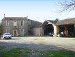 Domaine-viticole-traditionnel-de-24-ha-de-vignes-avec-batiment-dhabitation