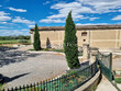 Chateau-viticole-sur-65-ha-de-vignes-irrigables