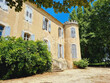 Chateau-historique-et-domaine-viticole-entre-Cotes-du-Rhone-et-Vallee-de-la-Ceze