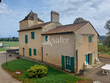 Domaine-touristique-et-viticole-avec-salle-de-reception-sur-38h